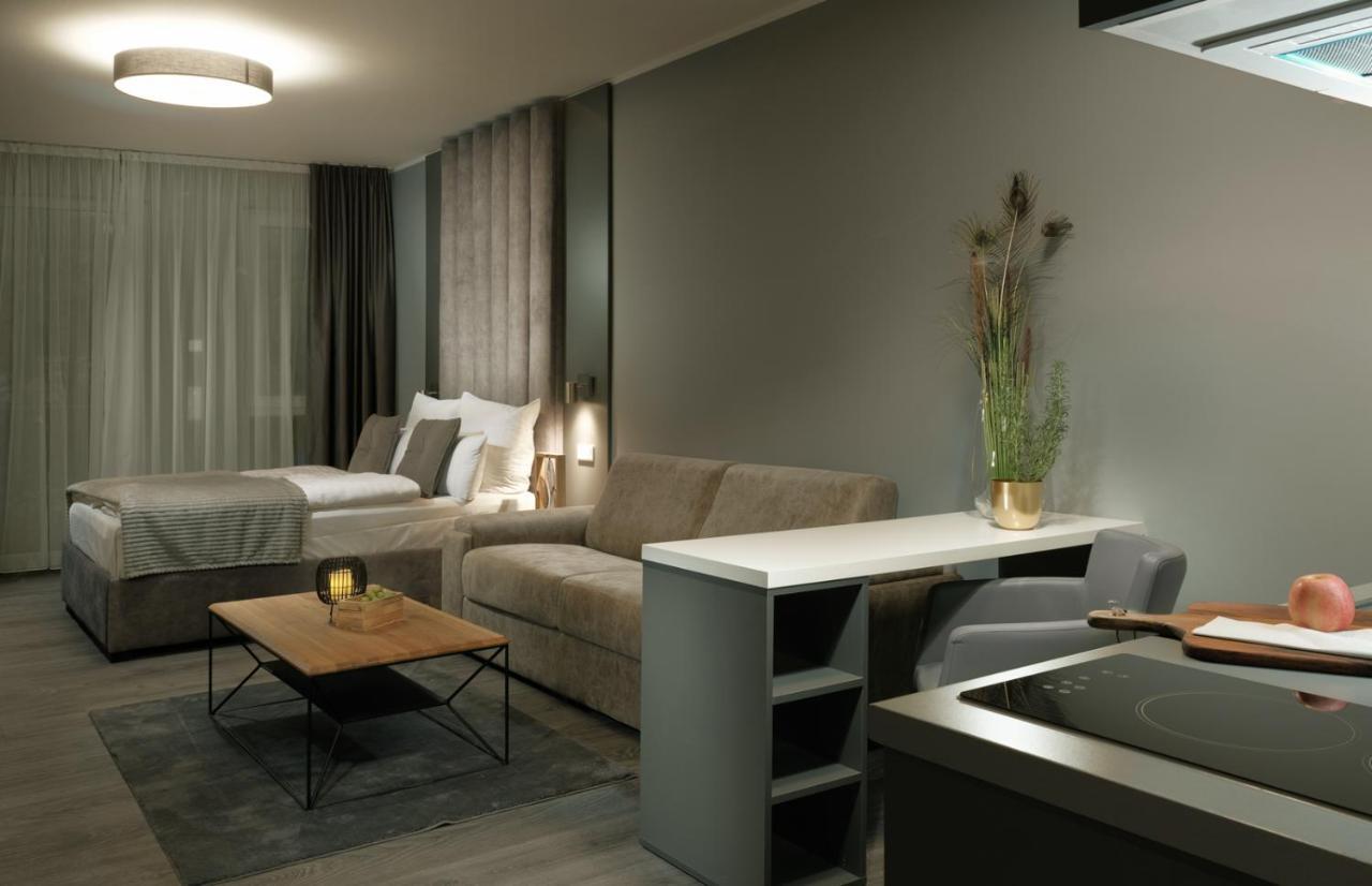 The Rooms - Hotel & House Frankfurt am Main Exterior photo